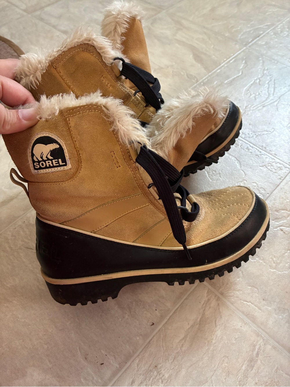 Sorel Women's Tan and Black Faux Fur Winter Boots